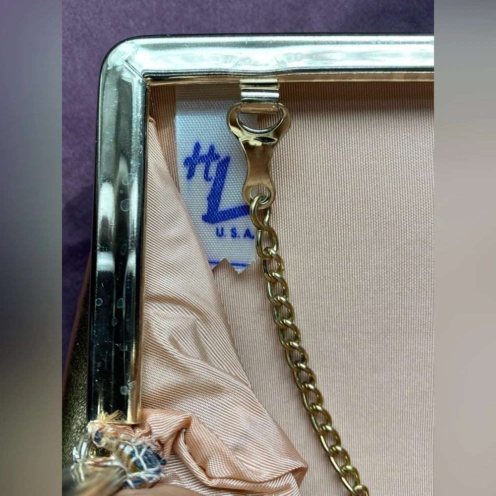 Vtg 60s/70s HL Harry Levine USA Gold Tone Kiss Lock Clutch/Evening Bag